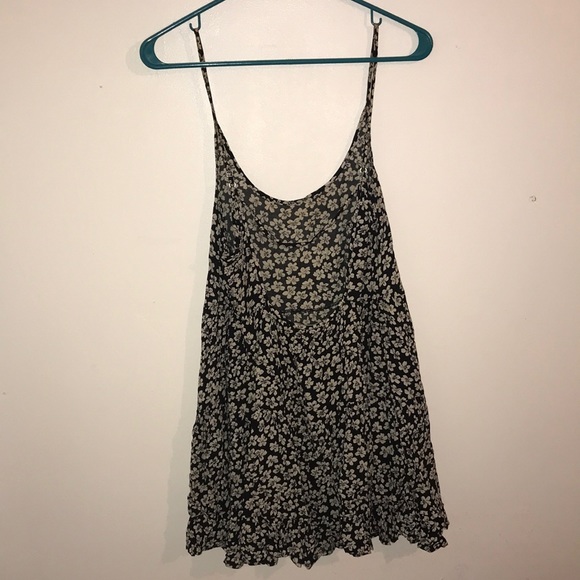 A perfect throw on dress! SALE SALE - Picture 5 of 6